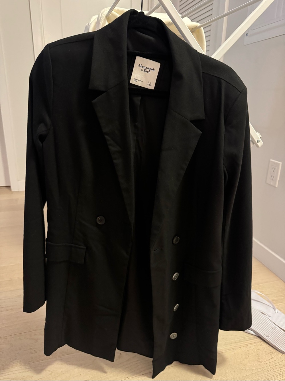 Abercrombie & Fitch Black Double-Breasted Women's Blazer Jacket